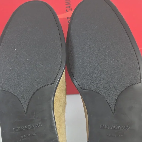 NWT $895 Salvatore Ferragamo Desio Suede Leather Moccasins Size 8.5